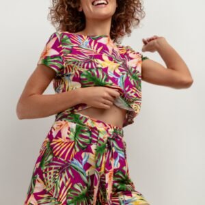 Szorty Damskie Model T411 Liście na fioletowym tle - Tessita