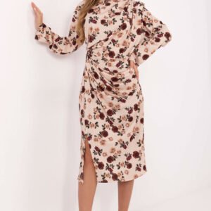 Sukienka Model IT-SK-20057-1.02 Beige - Rue Paris