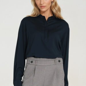 Wiskozowa bluzka polo ze stójką B194 Navy - Nife